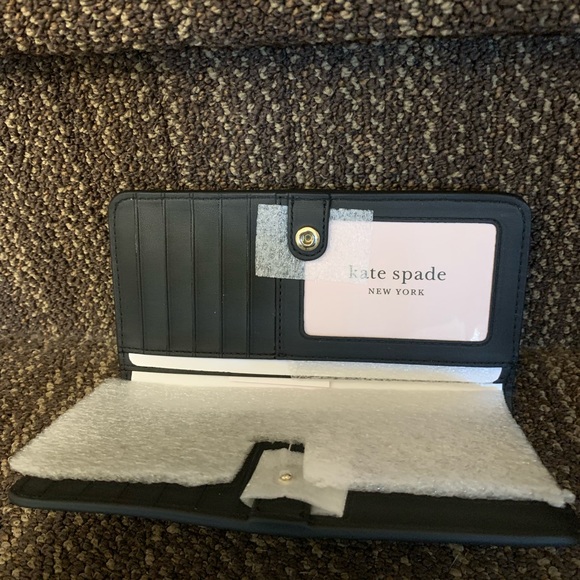 Authentic leather brand new with tags Kate Spade wallet - Picture 5 of 8
